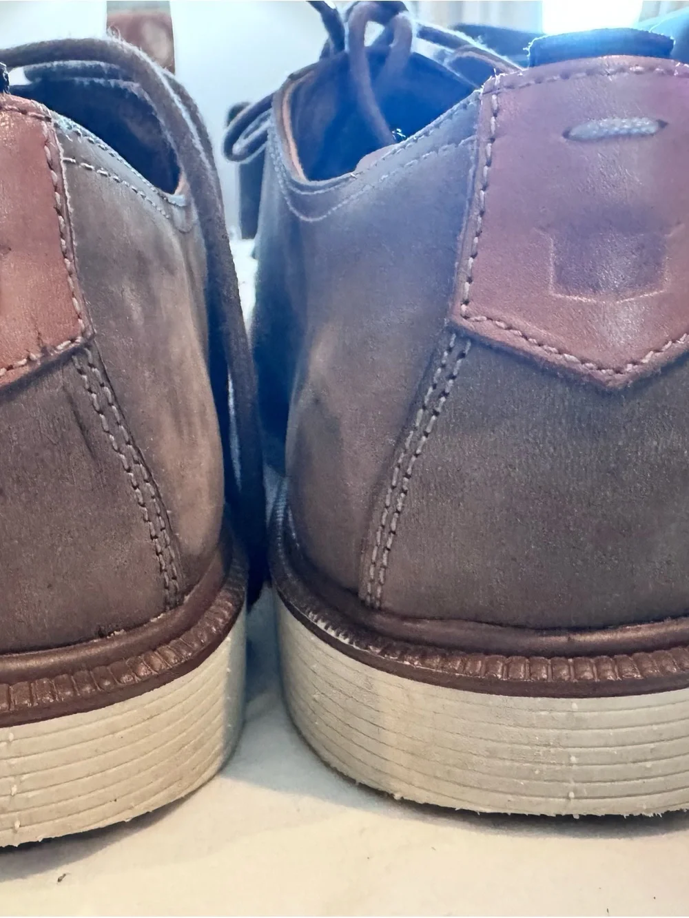 Florsheim Men's Taupe Suede Chukka Lace-Up Shoes
